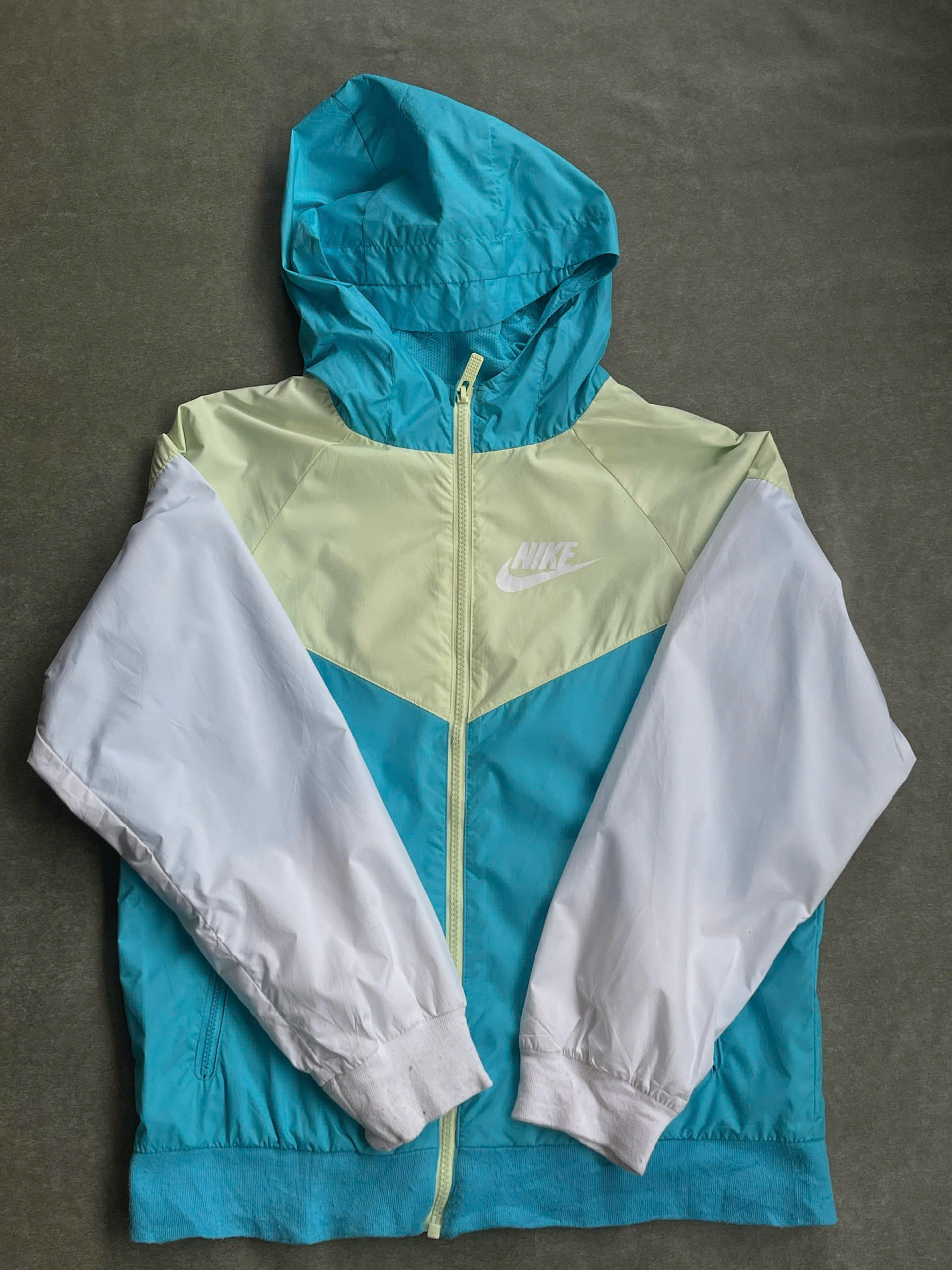 z6071148303894_f010da8df0e349663cbb8549335241b3